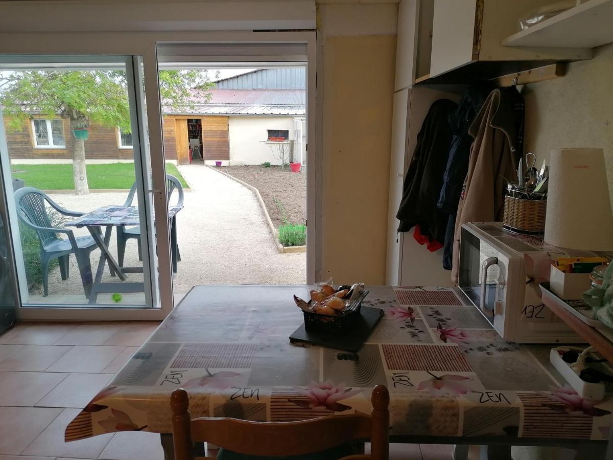 Chambre D'Hotes Bleigny-le-Carreau المظهر الخارجي الصورة